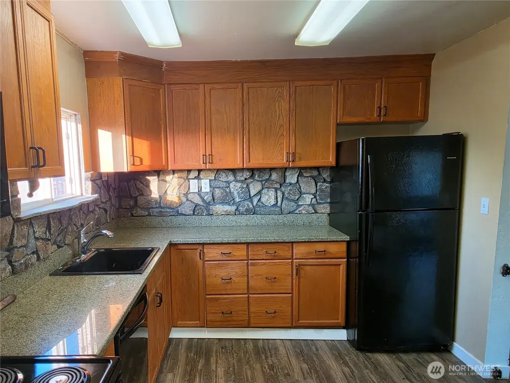 225 14th Street SE Auburn WA 98002
