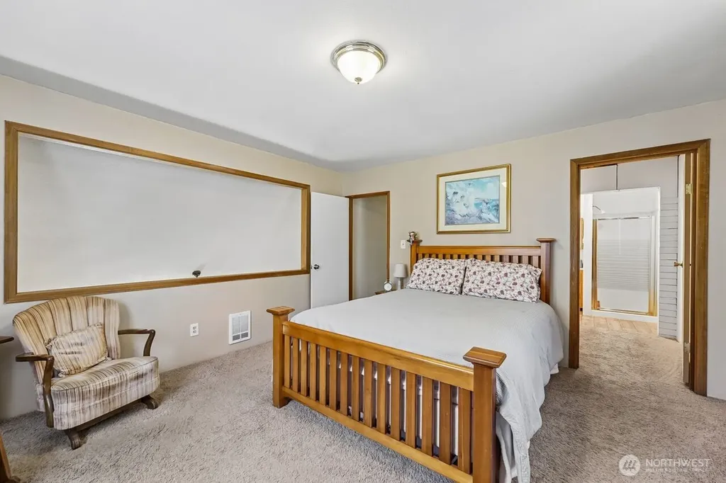 3105 347th Street S Roy WA 98580