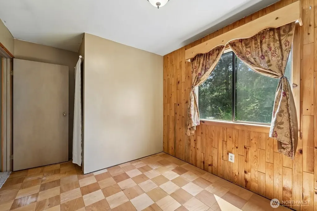 3105 347th Street S Roy WA 98580