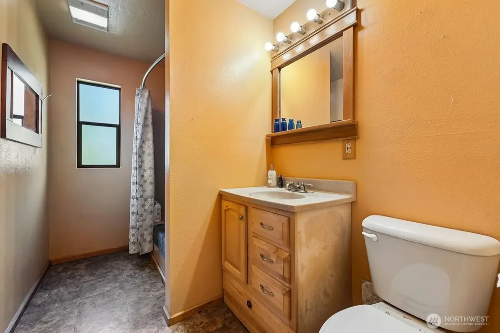 3105 347th Street S Roy WA 98580