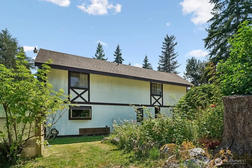 3105 347th Street S Roy WA 98580