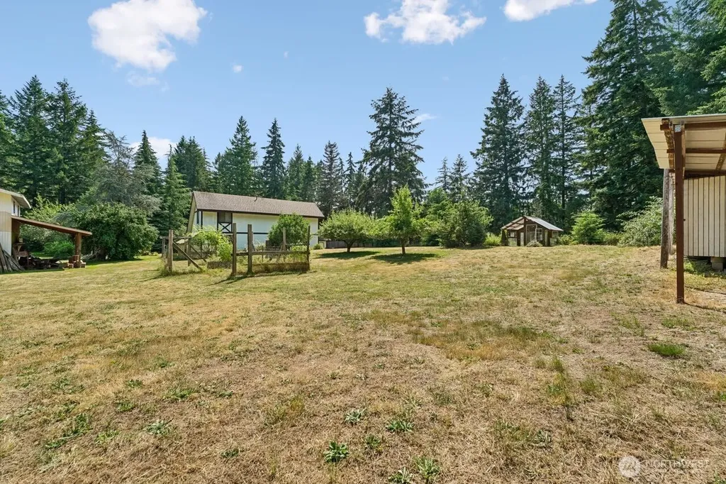 3105 347th Street S Roy WA 98580
