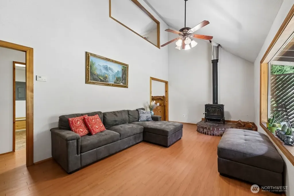 3105 347th Street S Roy WA 98580
