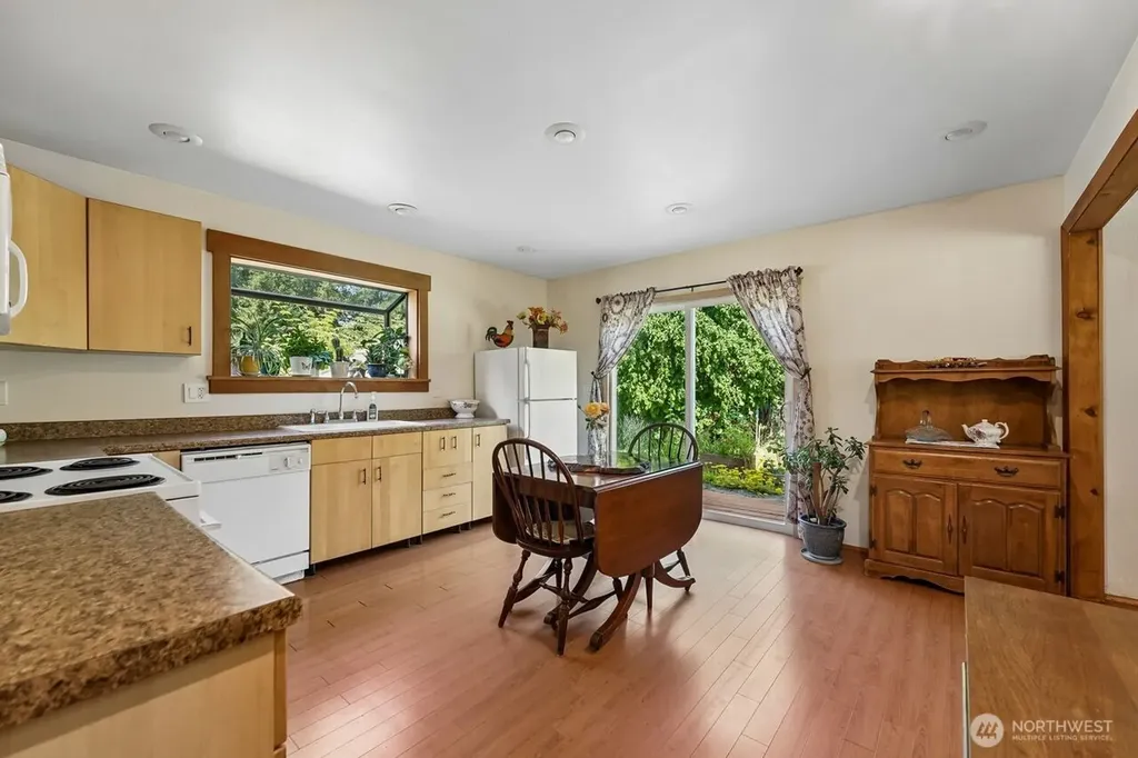 3105 347th Street S Roy WA 98580