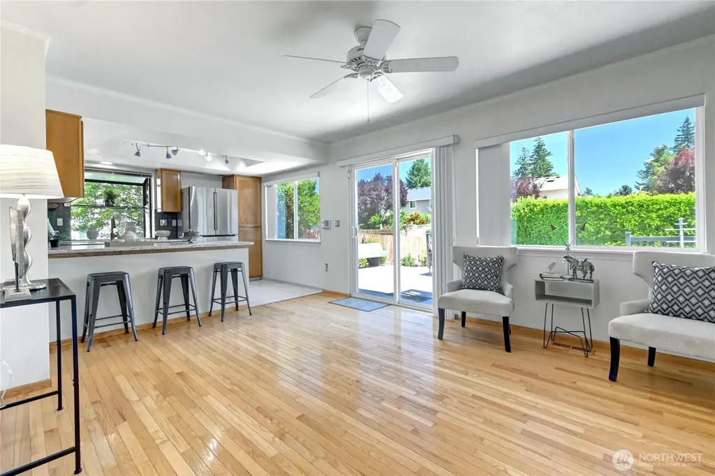 20440 104th Avenue SE Kent WA 98031