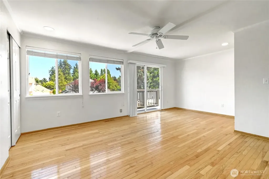 20440 104th Avenue SE Kent WA 98031