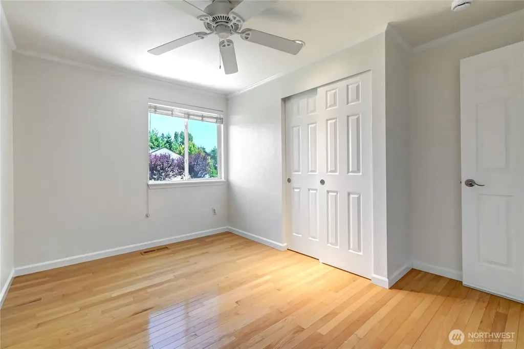 20440 104th Avenue SE Kent WA 98031