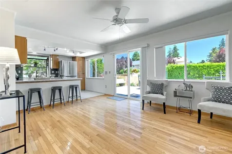 20440 104th Avenue SE Kent WA 98031