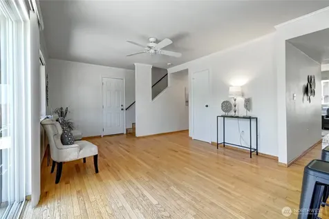 20440 104th Avenue SE Kent WA 98031