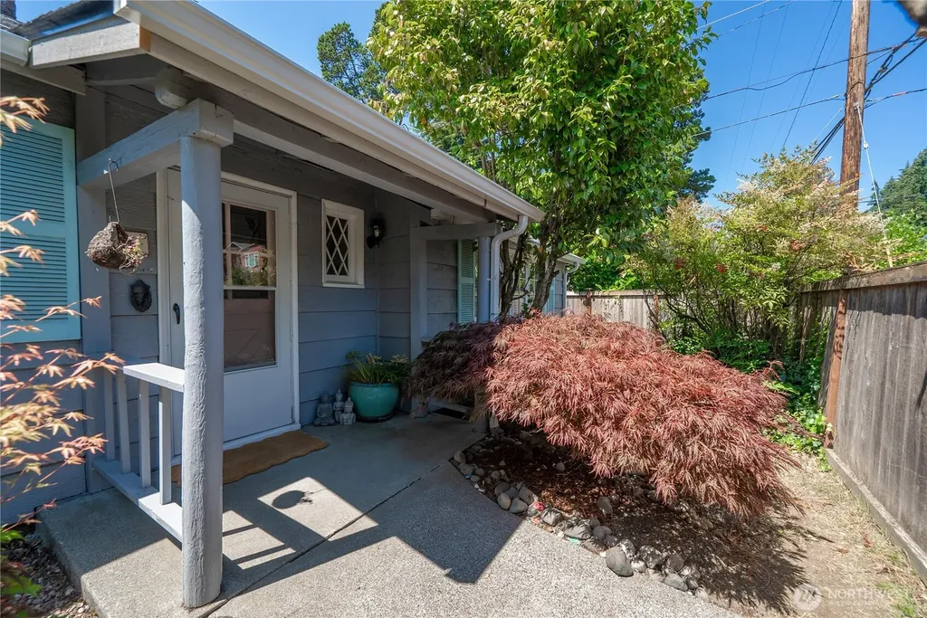 4106 Burnham Drive Gig Harbor WA 98332
