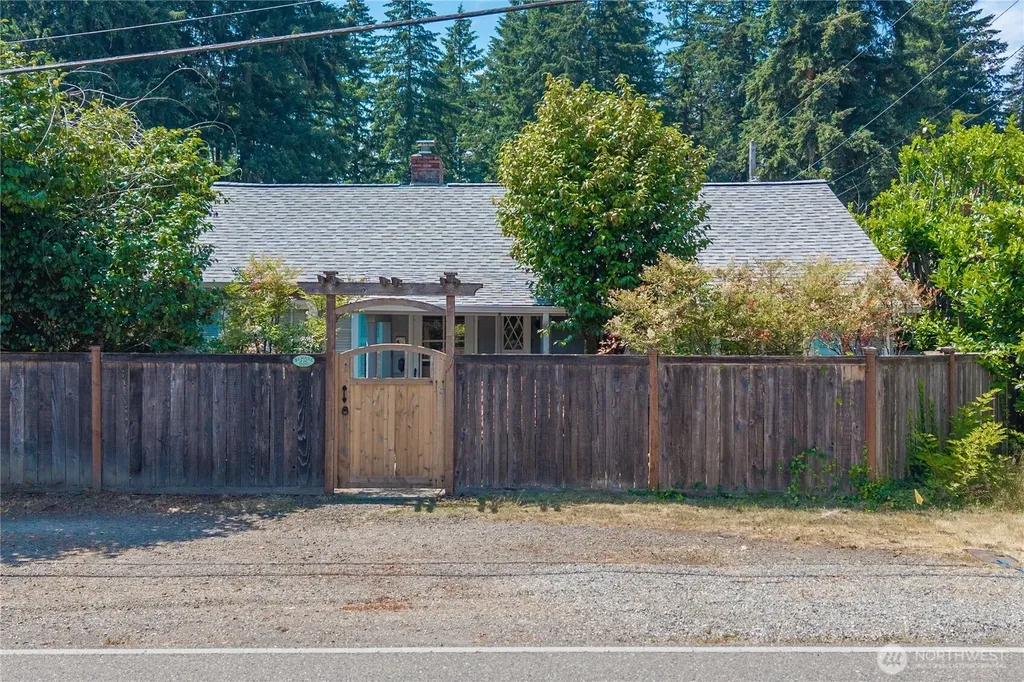 4106 Burnham Drive Gig Harbor WA 98332