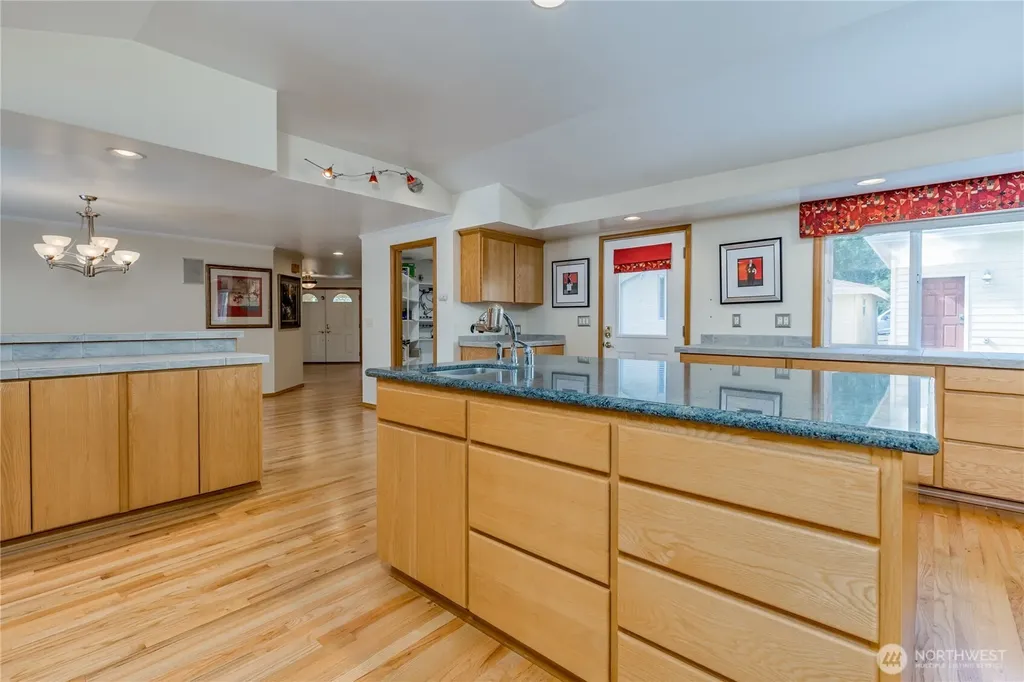 29606 148th Avenue SE Kent WA 98042