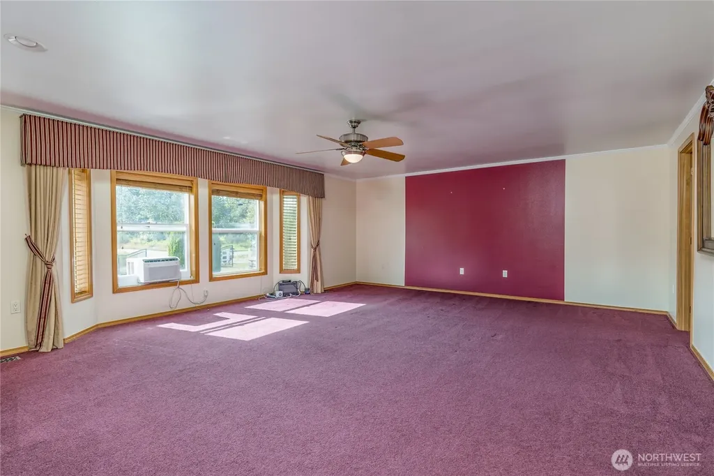 29606 148th Avenue SE Kent WA 98042