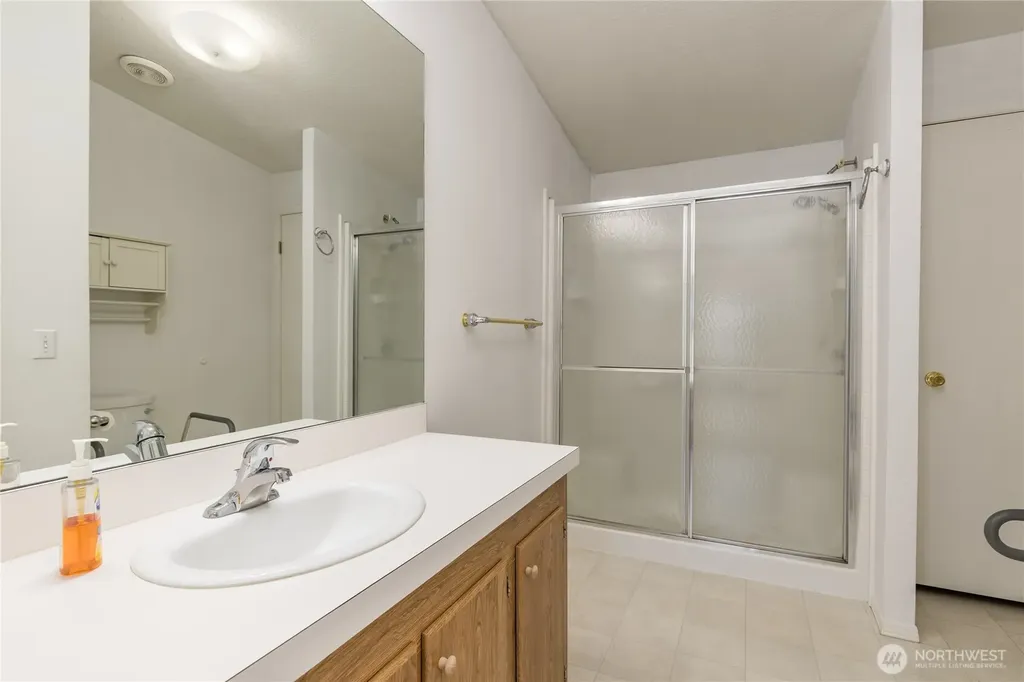 29606 148th Avenue SE Kent WA 98042
