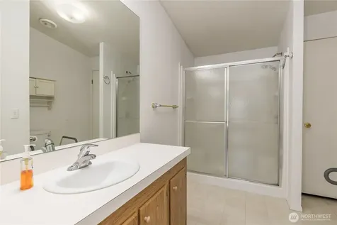29606 148th Avenue SE Kent WA 98042