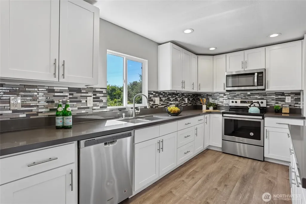 22719 1st Place W Bothell WA 98021