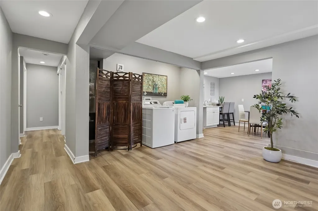 22719 1st Place W Bothell WA 98021