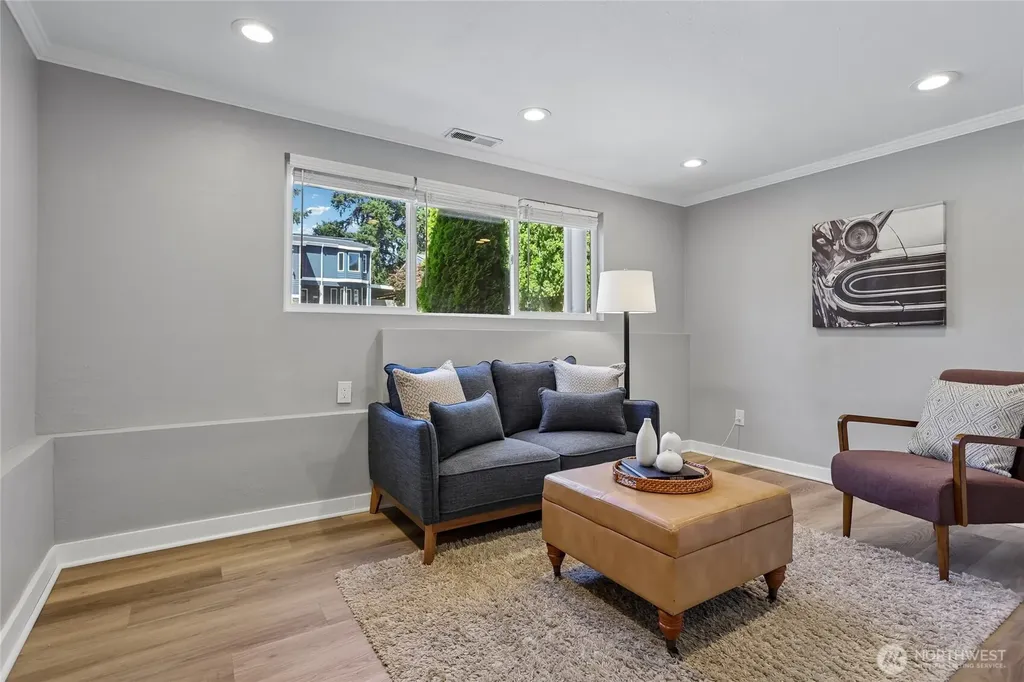 22719 1st Place W Bothell WA 98021