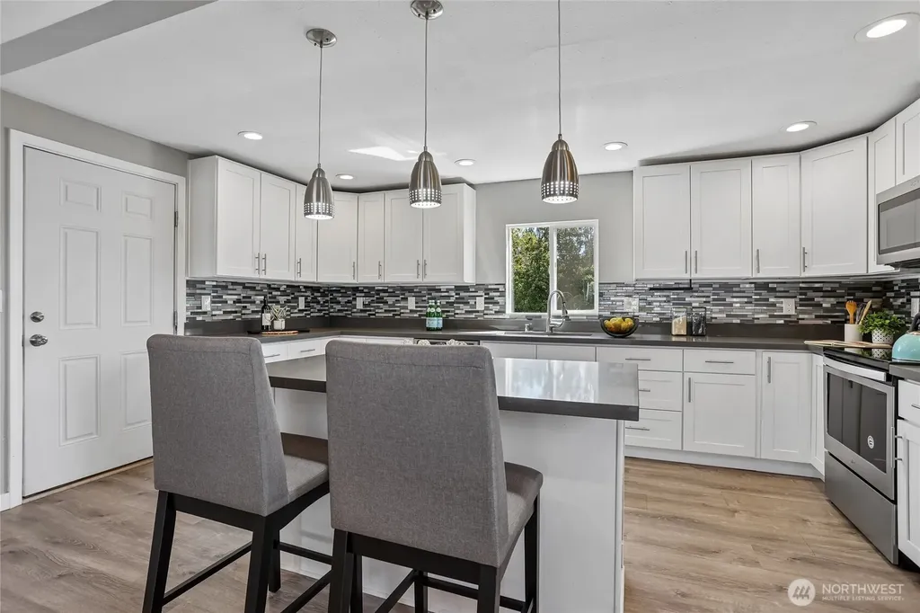 22719 1st Place W Bothell WA 98021