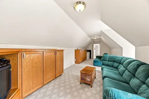 15701 136th Avenue Ct E Puyallup WA 98374