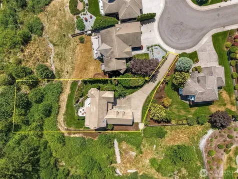 15701 136th Avenue Ct E Puyallup WA 98374