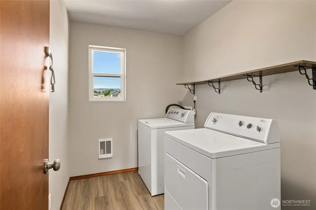 2012 W Sunnyview Lane Ellensburg WA 98926