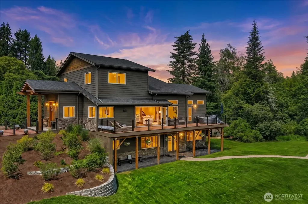 17420 174th Avenue NE Woodinville WA 98072