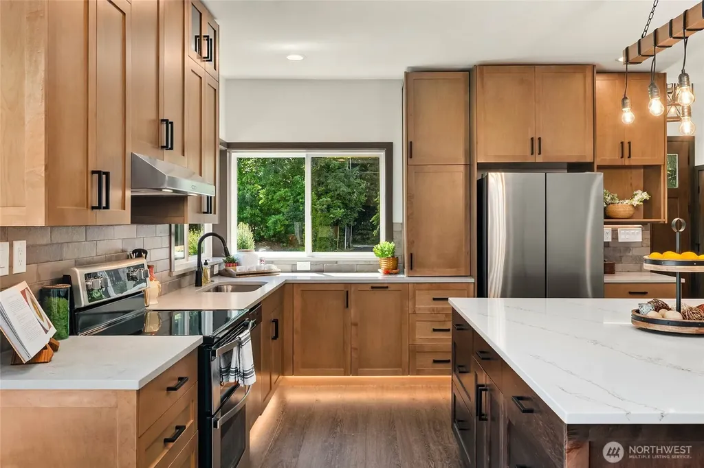 17420 174th Avenue NE Woodinville WA 98072