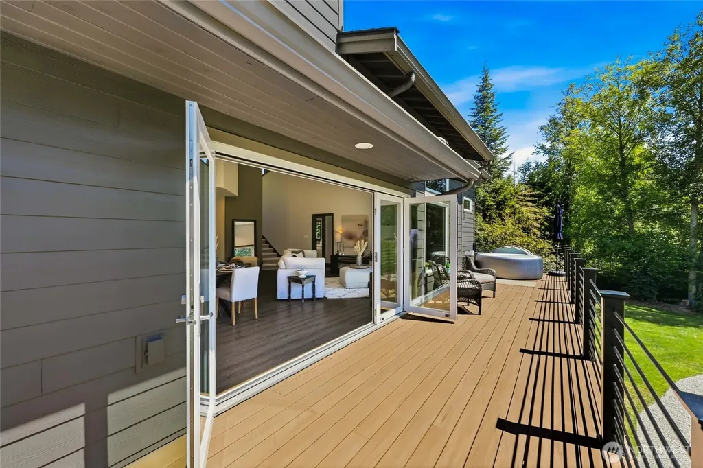 17420 174th Avenue NE Woodinville WA 98072