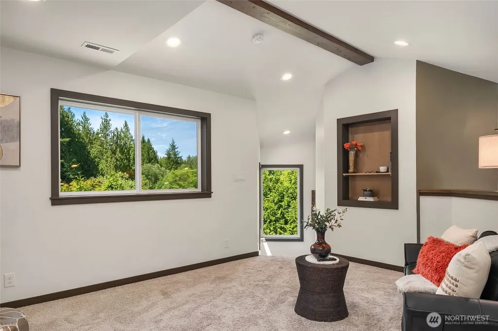 17420 174th Avenue NE Woodinville WA 98072