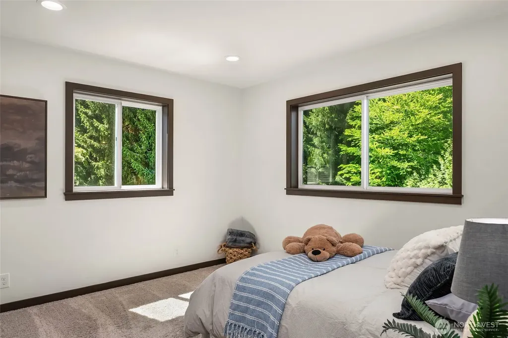 17420 174th Avenue NE Woodinville WA 98072