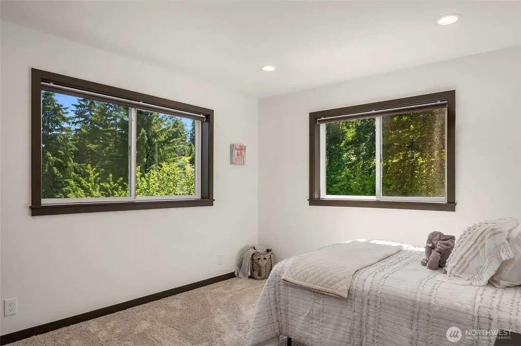17420 174th Avenue NE Woodinville WA 98072