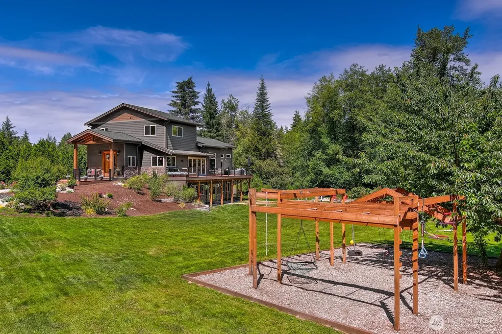 17420 174th Avenue NE Woodinville WA 98072