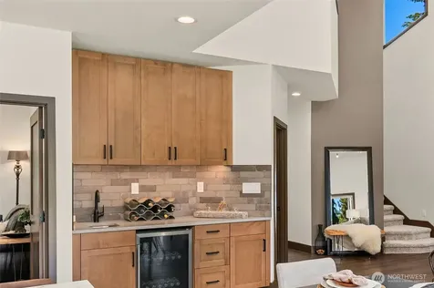 17420 174th Avenue NE Woodinville WA 98072