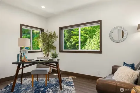 17420 174th Avenue NE Woodinville WA 98072