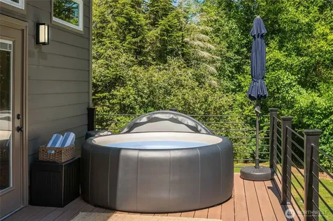 17420 174th Avenue NE Woodinville WA 98072