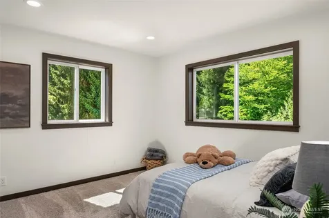 17420 174th Avenue NE Woodinville WA 98072