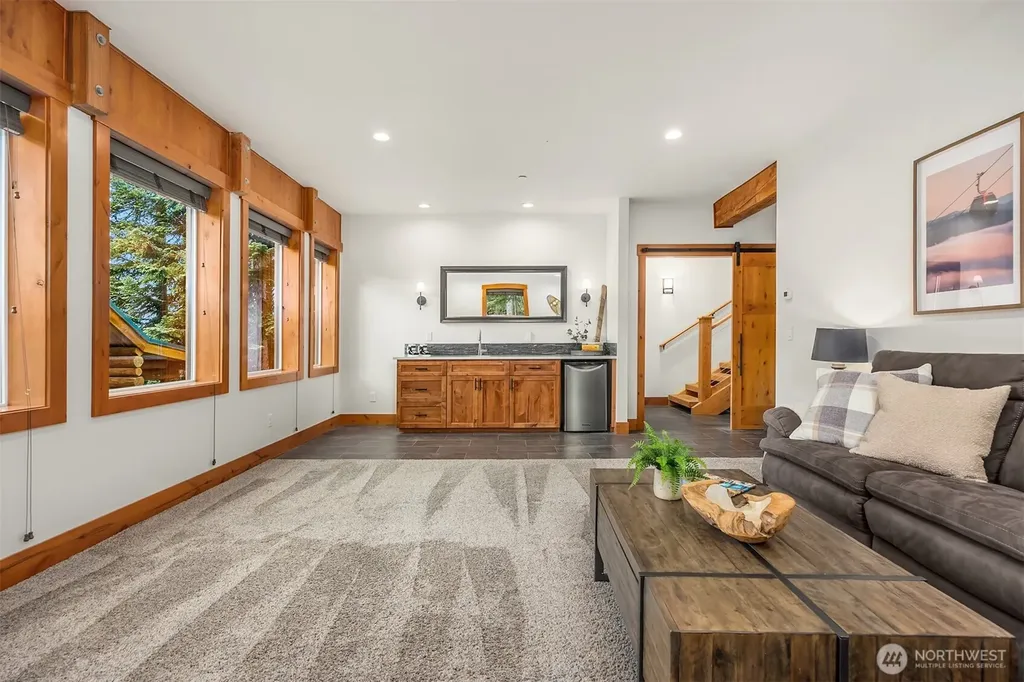 101 Gold Hill Road E Enumclaw WA 98022