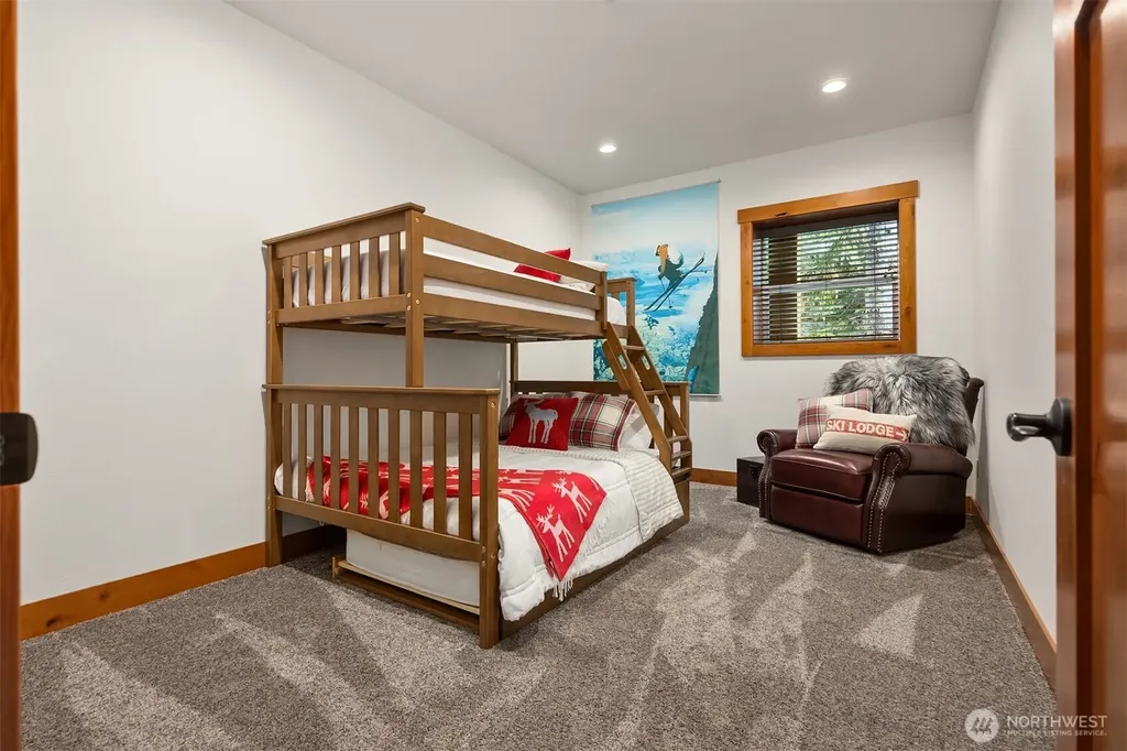 101 Gold Hill Road E Enumclaw WA 98022