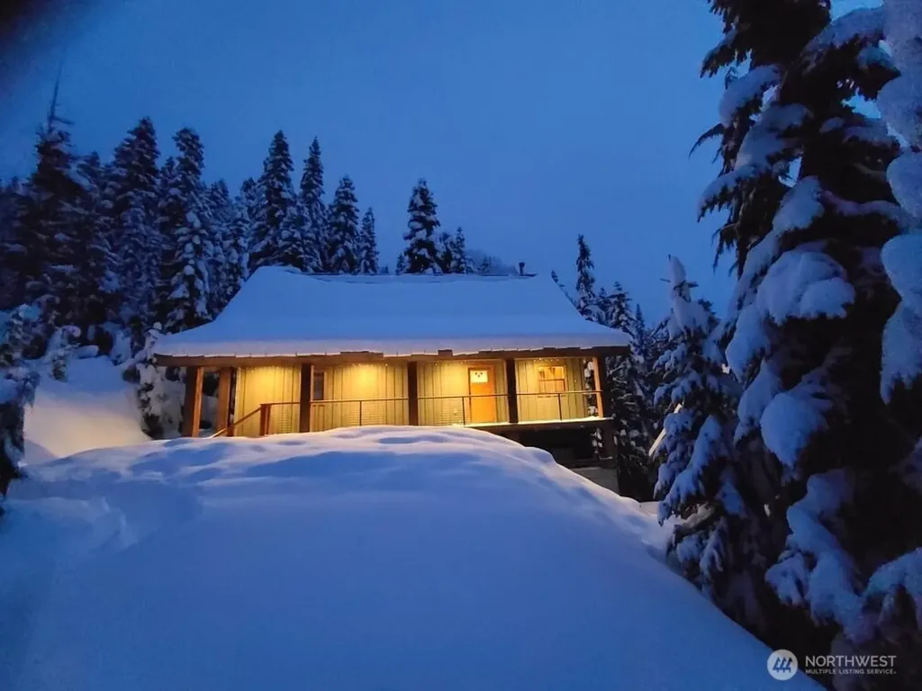 101 Gold Hill Road E Enumclaw WA 98022