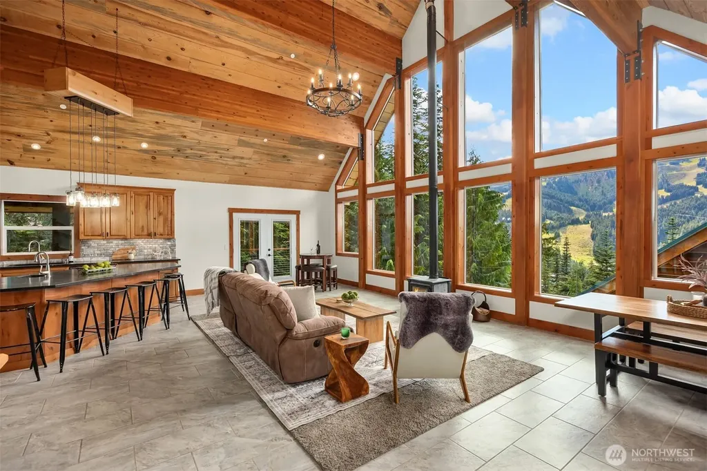 101 Gold Hill Road E Enumclaw WA 98022