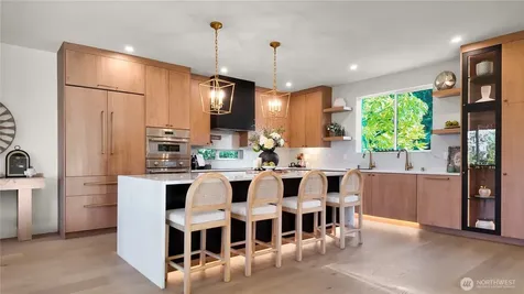 3209 NE 94th Street Seattle WA 98115