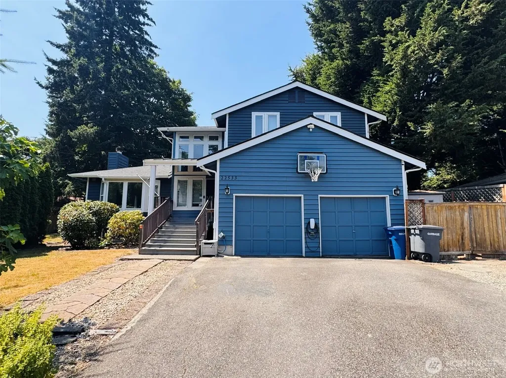 22533 13th Avenue S Des Moines WA 98168