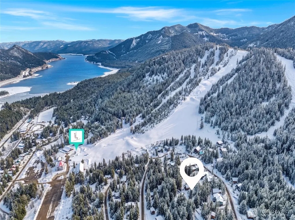 851 Snoqualmie Drive Snoqualmie Pass WA 98068