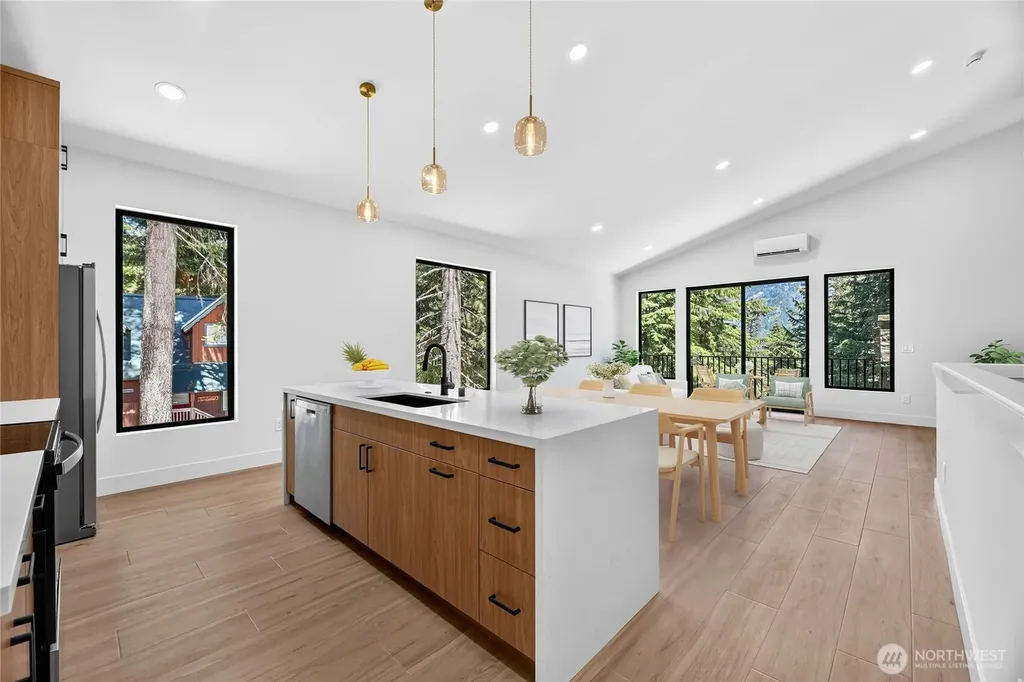 851 Snoqualmie Drive Snoqualmie Pass WA 98068