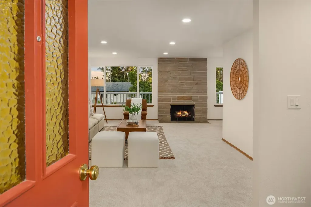 1325 NW 200th Street Shoreline WA 98177