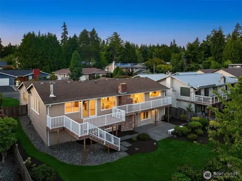 1325 NW 200th Street Shoreline WA 98177