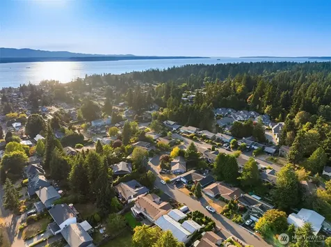1325 NW 200th Street Shoreline WA 98177