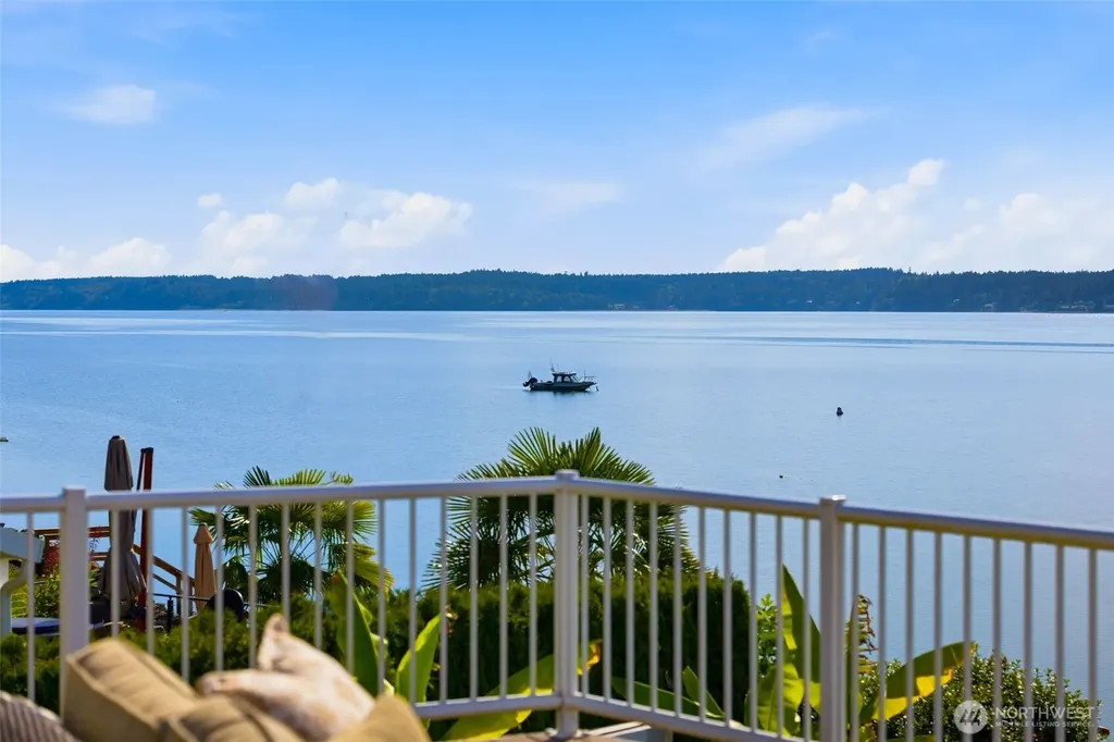 10213 Cherry Lane NW Gig Harbor WA 98332