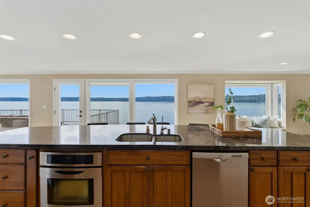 10213 Cherry Lane NW Gig Harbor WA 98332